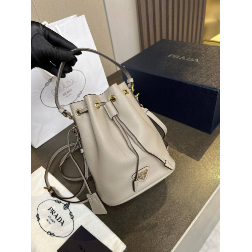 Сумка Prada 