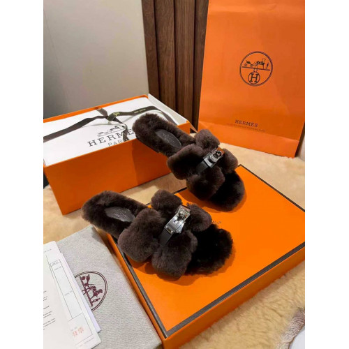 Шлепанцы Hermés 