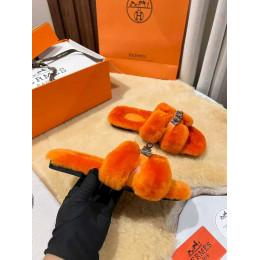 Меховые тапочки Hermès