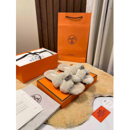 Меховые тапочки Hermès