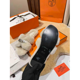 Меховые тапочки Hermès