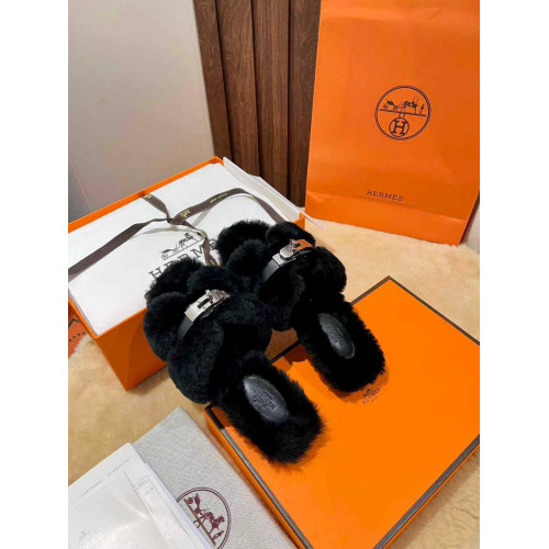 Меховые тапочки Hermès