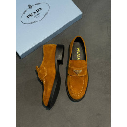 Замшевые лоферы Prada 