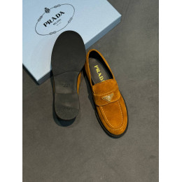 Замшевые лоферы Prada 