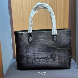 Сумка Berluti