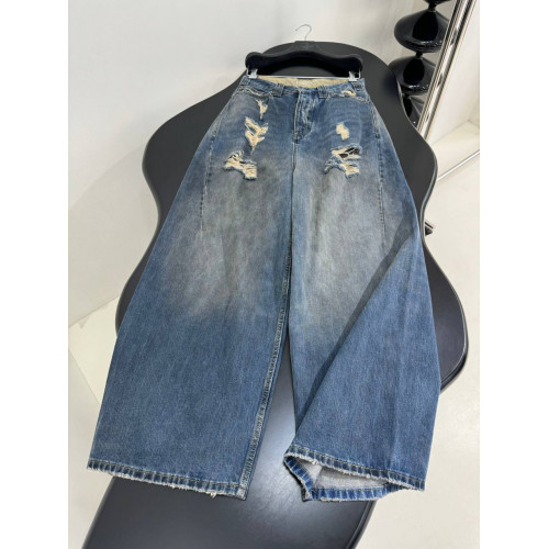 Джинсы женские Alaia 