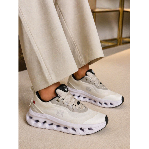 Кроссовки женские Loewe Cloudtilt ZP