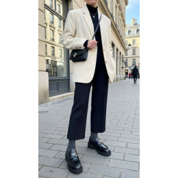 Женские лоферы Prada