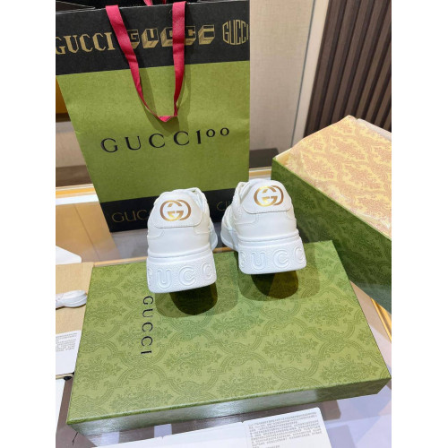 Женские кроссовки с тиснением Gucci ZP 
