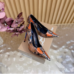 Женские туфли Christian Louboutin