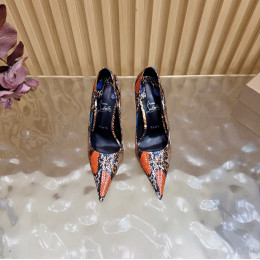 Женские туфли Christian Louboutin