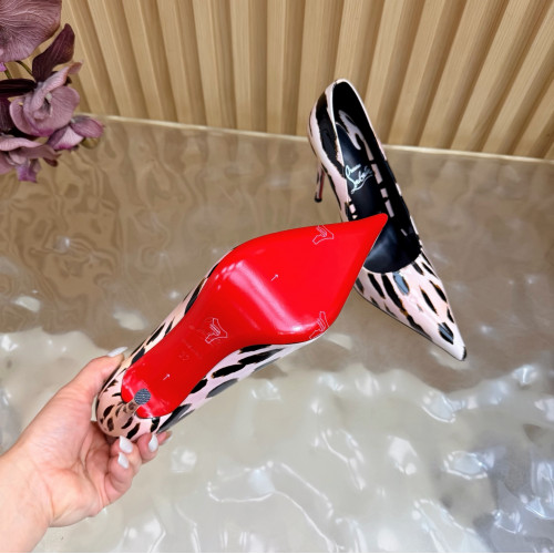 Женские туфли Christian Louboutin