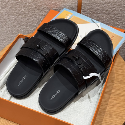 Шлепанцы Hermes Jackson кожа крокодила 