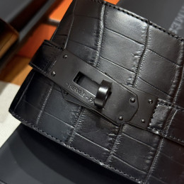 Шлепанцы Hermes Jackson кожа крокодила 