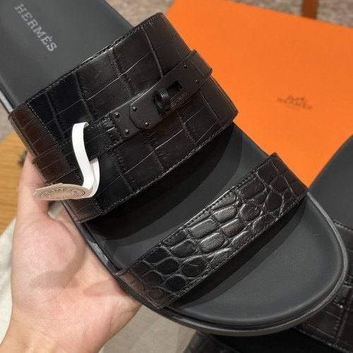 Шлепанцы Hermes Jackson кожа крокодила 