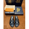 Шлепанцы Louis Vuitton