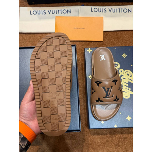 Шлепанцы мужские Louis Vuitton	