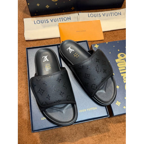 Шлепанцы мужские Louis Vuitton	