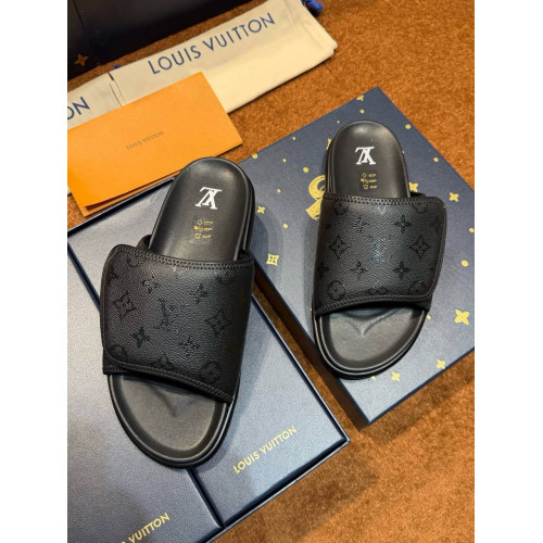 Шлепанцы мужские Louis Vuitton	