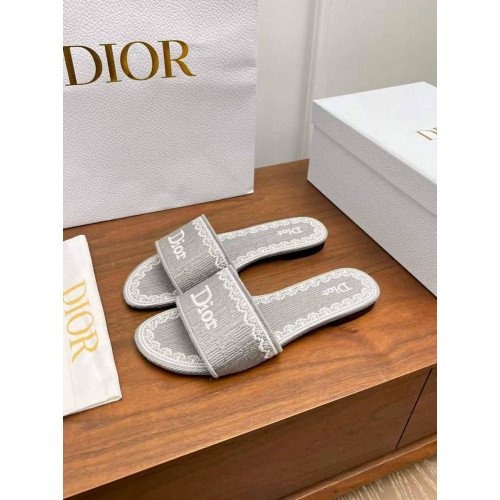 Шлепанцы Dior