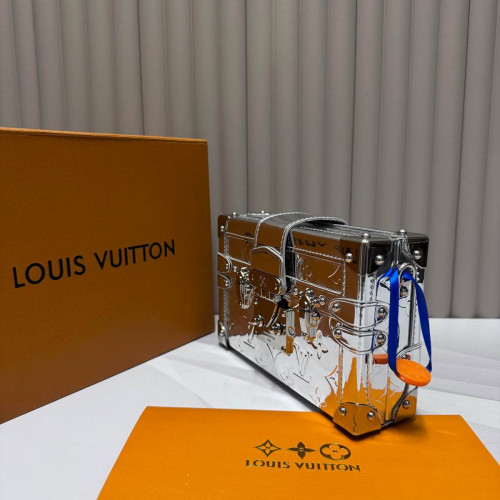 Сумка Louis Vuitton