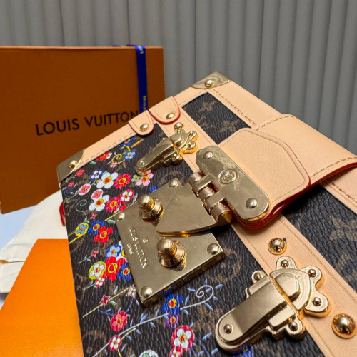 Сумка Louis Vuitton