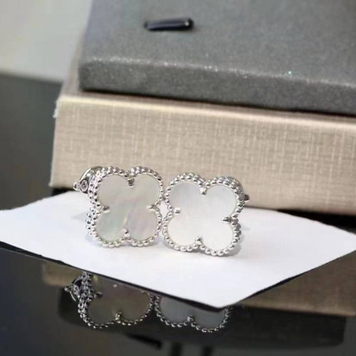 Серьги Van Cleef & Arpels