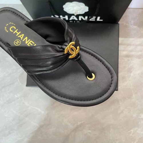 Шлепанцы Chanel