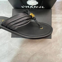 Шлепанцы Chanel