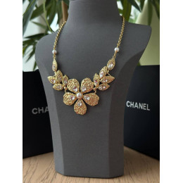 Колье Chanel
