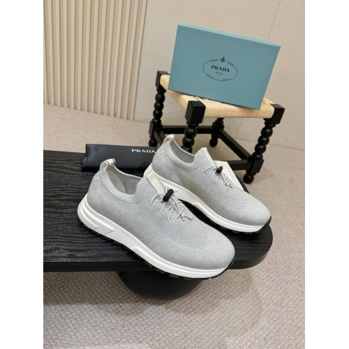 Кроссовки Prada