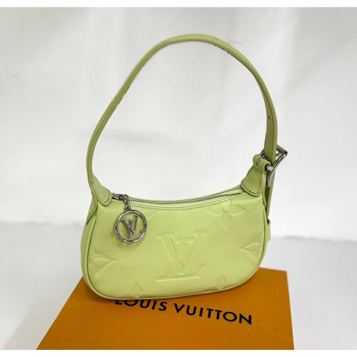 Сумка Louis Vuitton зеленого цвета