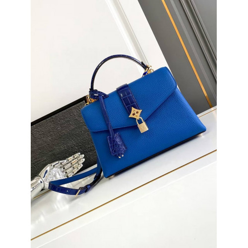 Сумка Louis Vuitton синего цвета