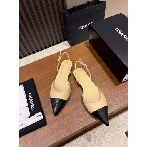 Балетки Chanel бежевого цвета
