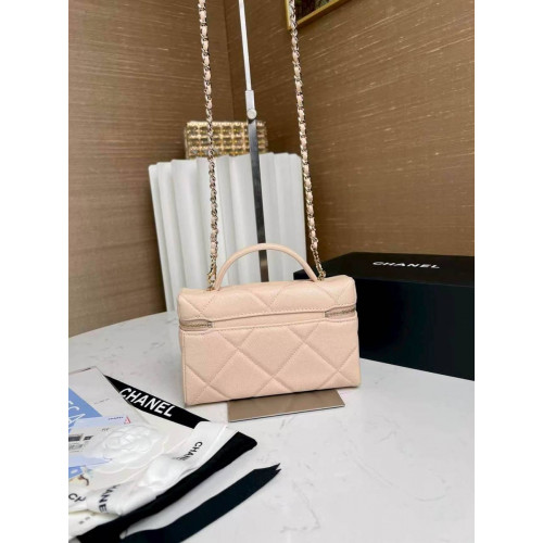 Сумка Chanel бежевого цвета