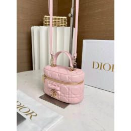 Сумка Dior розового цвета