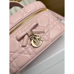 Сумка Dior розового цвета