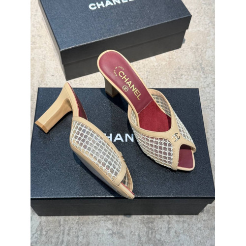 Сабо Chanel бежевого цвета