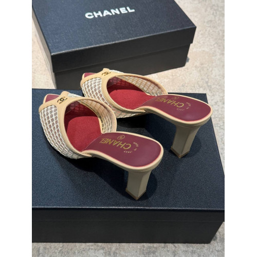 Сабо Chanel бежевого цвета
