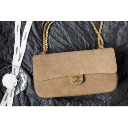 Сумка Chanel бежевого цвета