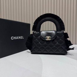 Сумка Chanel черного цвета