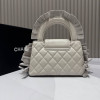 Сумка Chanel белого цвета