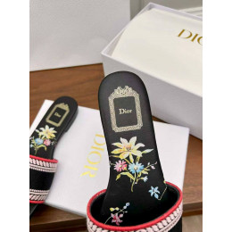 Шлепанцы Dior черного цвета