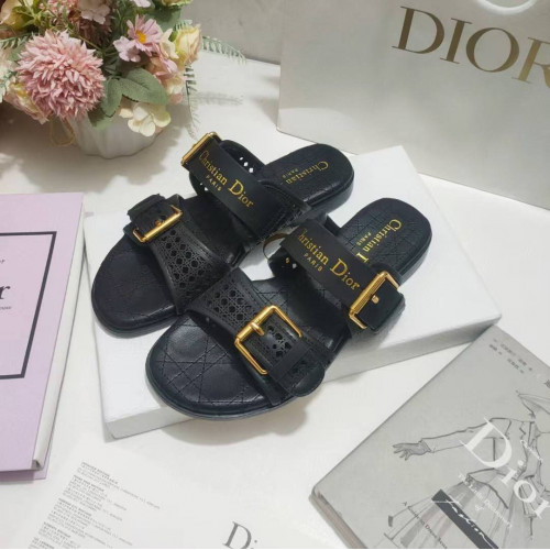 Шлепанцы Chanel черного цвета