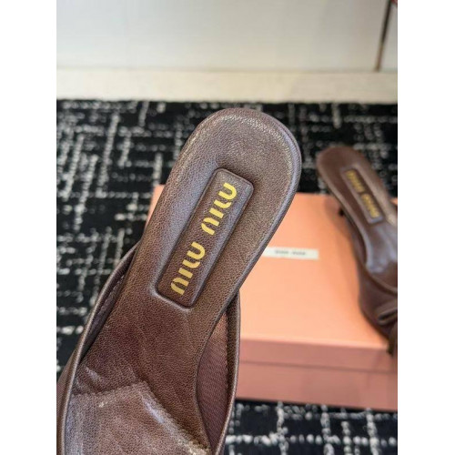 Мюли Miu Miu коричневого цвета