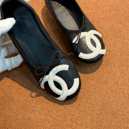Балетки Chanel черного цвета