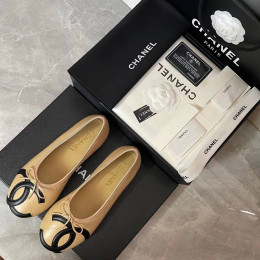 Балетки Chanel бежевого цвета