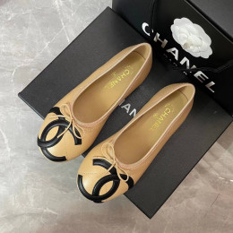 Балетки Chanel бежевого цвета
