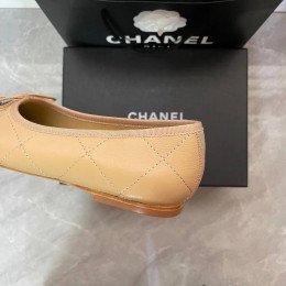 Балетки Chanel бежевого цвета