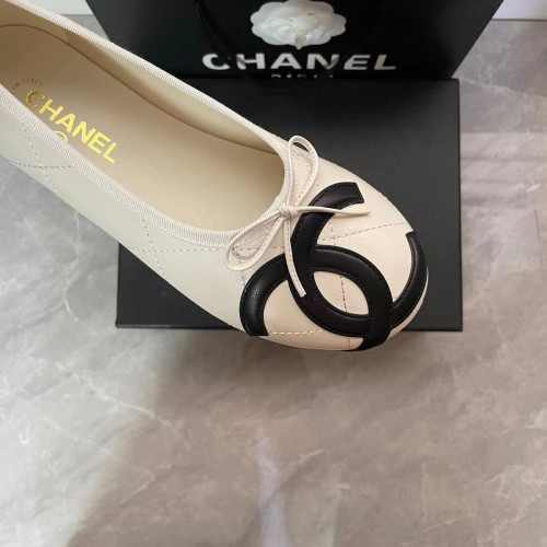Балетки Chanel бежевого цвета
